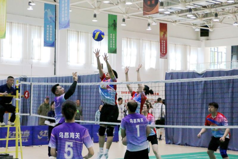 9.4月25—26日，乌鲁木齐海关2026年职工气排球决赛在海关总署乌鲁木齐教育培训基地成功举办